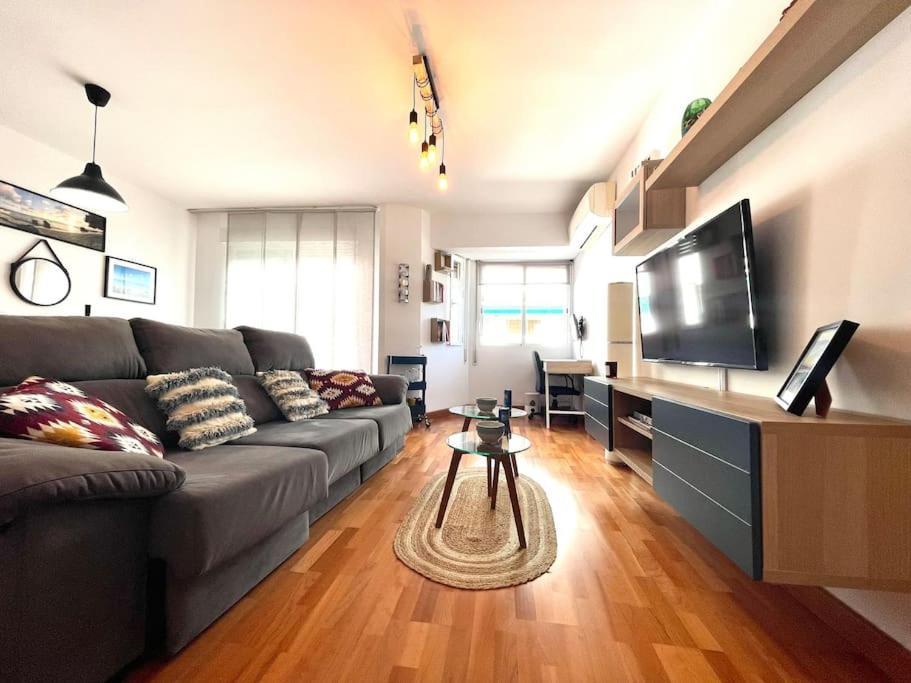 Apartamento Centrico Urbano Con Terraza กอร์โดบา ภายนอก รูปภาพ