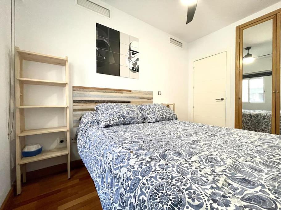 Apartamento Centrico Urbano Con Terraza กอร์โดบา ภายนอก รูปภาพ