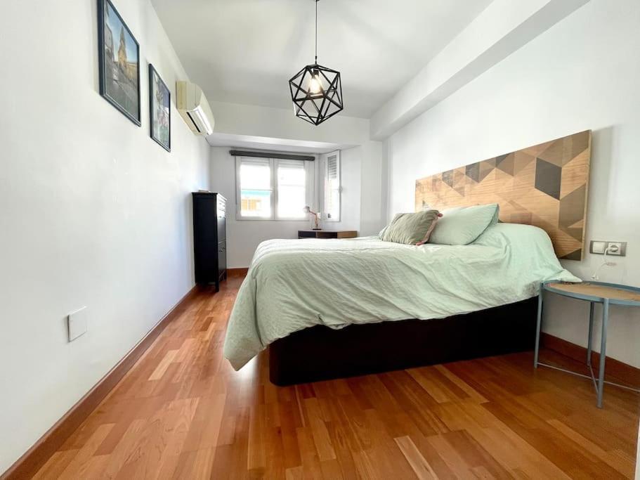 Apartamento Centrico Urbano Con Terraza กอร์โดบา ภายนอก รูปภาพ
